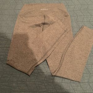 Nobull High-rise tight Heather’s gray size small